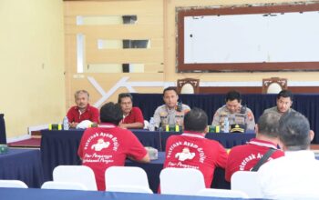 Orasi di DPRD Tak Membawa Hasil, Peternak Lamongan Terpaksa Cari Jalan ke Polres