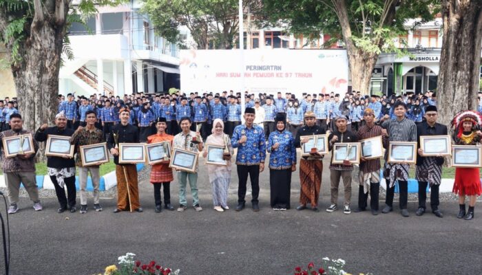Sumpah Pemuda Ke-97: Bupati Bojonegoro Ajak Pemuda Tak Takut Gagal dan Bermimpi Besar