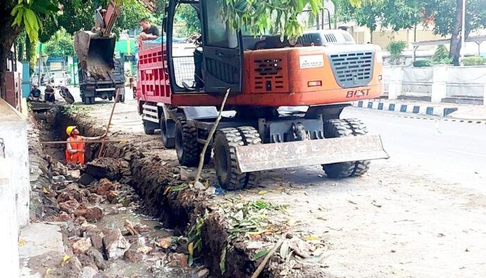 Biar Tak Tergenang, Trotoar dan Drainase Bojonegoro Direnovasi Besar-besaran