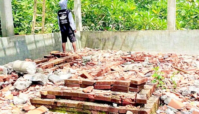 Makam Palsu di Lamongan Dibongkar Setelah Dianggap Keramat