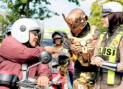 Superhero Turun ke Jalan di Malang, Ternyata untuk Operasi Zebra