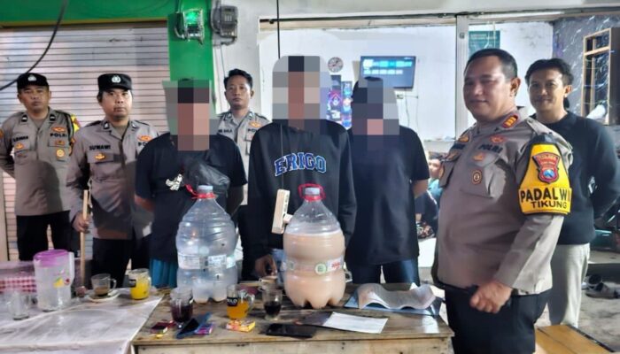 Tak Ada Ampun, Polres Lamongan Sikat Penjual dan Pemabuk Miras
