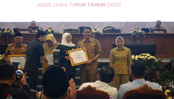 Sinergi Hebat, Bupati Bojonegoro dan Lurah Kepatihan Raih Penghargaan Prestisius di Jawa Timur