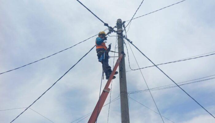 Gelap 24 Jam, Kini Warga Gempol Bisa Tersenyum Lagi Berkat Aksi Cepat PLN