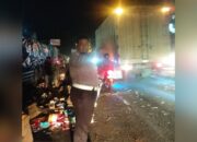 Benturan Keras di Jalur Lamongan–Babat, Kernet Truk Patah Tangan