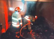 Kebakaran di Cengkir Kepohbaru, Ini Respon Cepat Damkarmat Bojonegoro