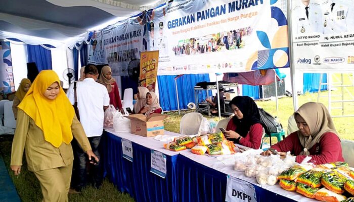 Pasar Murah di Bojonegoro Banjir Pengunjung, Omzet Capai Miliaran