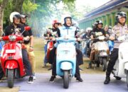 Bukan Hanya Touring, Parade Vespa Bojonegoro Ajak Komunitas Hijaukan Tepian Bengawan