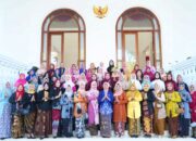 Sinergi Kasih Sayang dan Keberanian: Pesan Menyentuh Bupati Bojonegoro di Hari Ibu ke-97
