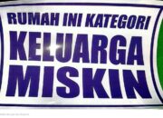 Transparansi Bansos, Ribuan Rumah di Bojonegoro Ditempeli Stiker Miskin