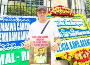 Ratusan Ojol Aksi Damai di PN Jakpus, Kawal Sidang Nadiem Makarim
