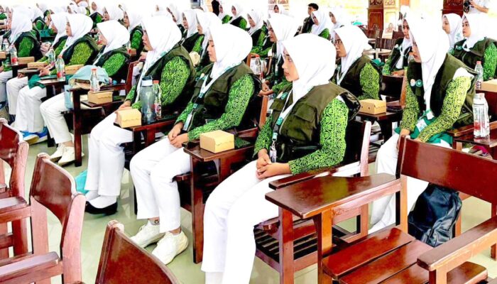 Target Bebas TBC 2026, Mahasiswa KKN STIKES Rajekwesi Turun ke Desa