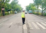 Depan Sekolah dan Perempatan Jadi Fokus Pengaturan Lalin Polsek Balen Bojonegoro