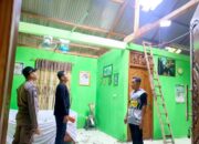 Angin Kencang Robohkan Atap Rumah dan Kanopi Masjid di Bojonegoro