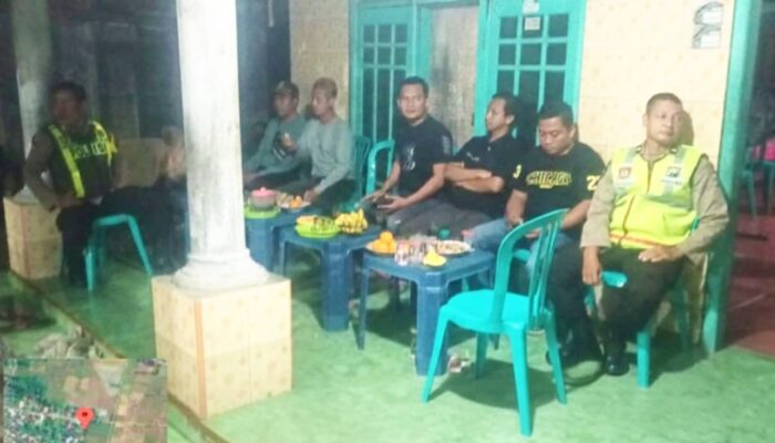 Polisi Balen Bojonegoro Hadir di Tengah Budaya, Wayang Tengul Mulyoagung Aman dan Kondusif