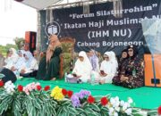 Pengajian Hajjah Muslimat NU Bojonegoro Berlangsung Khidmat Meski Hujan