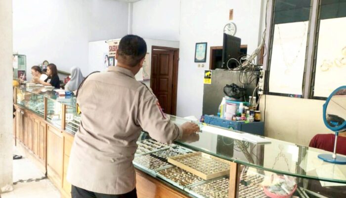 Patroli Polisi Bikin Pedagang Pasar Kapas Bojonegoro Merasa Aman