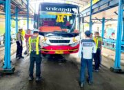 Satlantas Lamongan Turun Langsung, Bus Wisata Religi Tak Luput dari Ramp Check