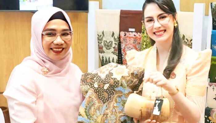 Didukung Dekranasda Jatim, Produk Lokal Bojonegoro Tembus Pameran Nasional