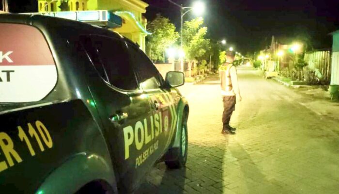 Patroli Fajar Polsek Kapas Bojonegoro, Polisi Hadir Saat Warga Mulai Aktivitas