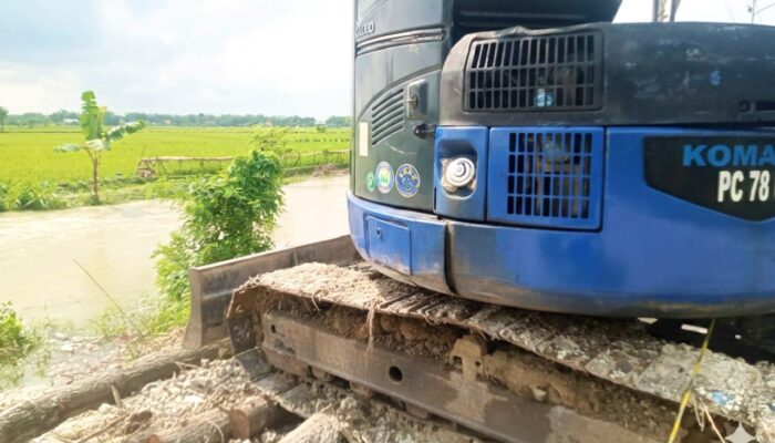 Aliran Sungai Meluap, Pembangunan Jembatan Sroyo Bojonegoro Tetap Dikebut