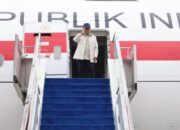 Prabowo Terbang ke AS, Siap Teken Kesepakatan Tarif Dagang dengan Trump