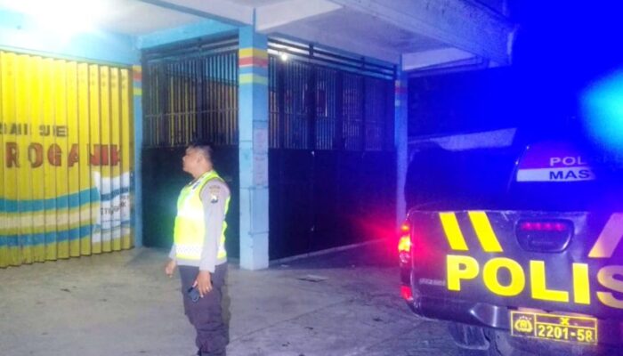 Kapolsek Balen Bojonegoro Turunkan Tim Patroli, Pastikan Wilayah Tetap Kondusif