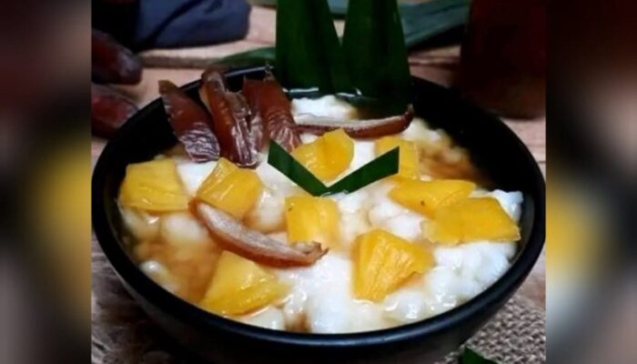 Cara Mudah Membuat Bubur Sumsum Lembut dengan Saus Kurma Legit