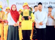 Pasukan Kebersihan Dihormati Lewat Kirab Adipura, Gresik Cetak Prestasi Nasional