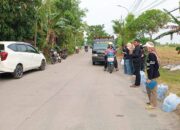 Humanis dan Tertib, PWB Bagikan Ratusan Takjil di Tanjung Harjo Bojonegoro