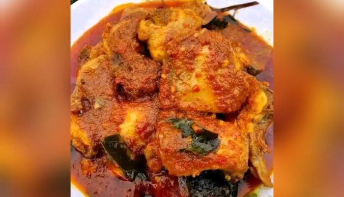 Menu Rumahan Favorit: Ayam Semur Pedas dengan Bumbu Rempah Lengkap