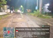 Musim Hujan Datang, Jalan Rusak di Bunut Widang Tuban Makin Membahayakan