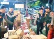 Nekat Jual Eceran Tanpa Izin, Gudang Miras di Makassar Disikat Polisi