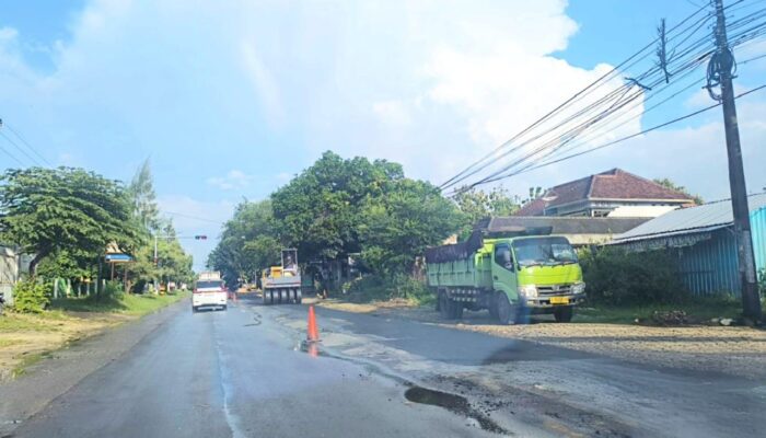 Abaikan Teguran, Kontraktor Proyek Pakah Rengel Tuban Terancam Denda