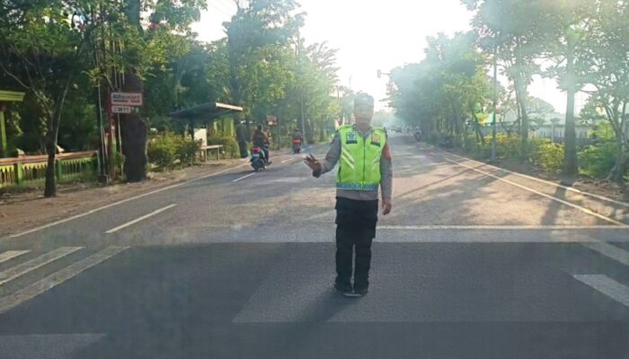 Antisipasi Laka Lantas, Polsek Balen Bojonegoro Pantau Ketat Titik Rawan