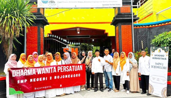 Luar Biasa, Kolaborasi Guru dan Wali Murid SMPN 2 Bojonegoro Tembus 1.246 Nasi Kotak
