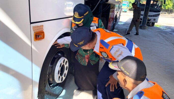 Dishub Bojonegoro Cek Kelayakan Bus Jelang Arus Mudik Lebaran