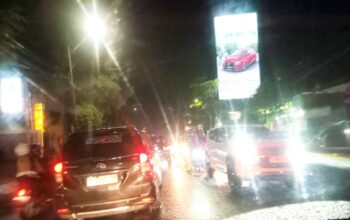 Arus Balik Lebaran Mengular di Bojonegoro, Lalin Padat Tapi Masih Bergerak