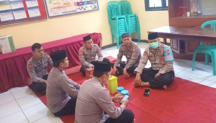 Kapolsek Sugihwaras Bojonegoro Tekankan Pentingnya Binrohtal bagi Anggota