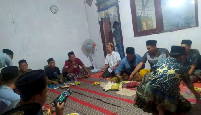 Malam Penuh Doa, PSHT Bayemgede Bojonegoro Tahlil Bersama untuk Almarhum