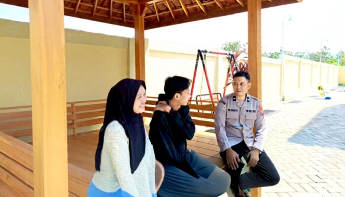 Jaga Keamanan dari Akar, Polisi Kedewan Bojonegoro Aktif Sambangi Warga
