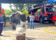 Tak Hanya Tempur, Prajurit Yonif 885 Belibis Putih Kini Mahir Jinakkan Api