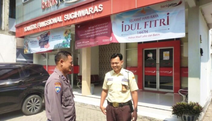 Patroli Siang Hingga Dini Hari, Polisi Sugihwaras Bojonegoro Jaga Keamanan Warga