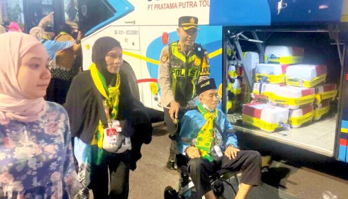 Pengamanan Berlapis, Kloter Terakhir Haji Bojonegoro Berangkat Lancar