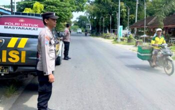 Patroli Rutin Siang Hari, Polsek Malo Bojonegoro Persempit Ruang Gerak Pelaku Kejahatan