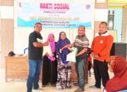 Menyambut HUT Desa Mlinjeng Sumberrejo Bojonegoro, Kades Berbagi Beras untuk Warga Prasejahtera