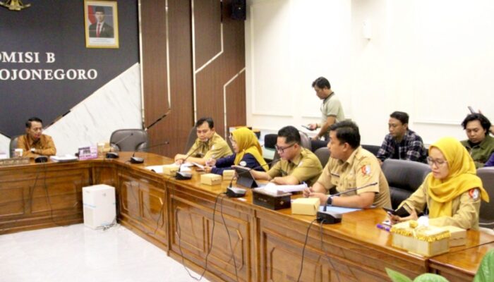 Gayatri Dievaluasi, Komisi B DPRD Bojonegoro Soroti Dampak untuk UMKM dan Peternak