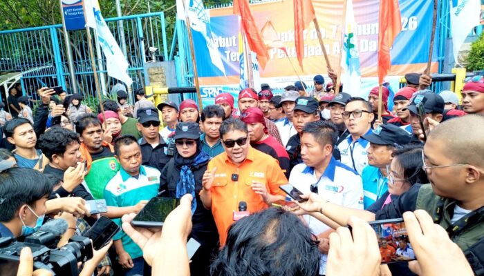 Buruh Ancam Turun Besar-Besaran Tolak Permenaker Outsourcing