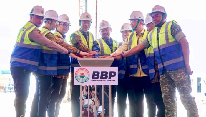 Investasi Besar Masuk Gresik, Bupati Yani Soroti Peluang Kerja Anak Muda