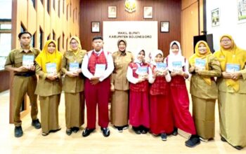 Hebat, Siswa SD di Pelosok Bojonegoro Terbitkan Buku Cita-Cita